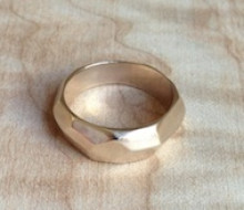Men’s Recycled Gold Wedding Band.