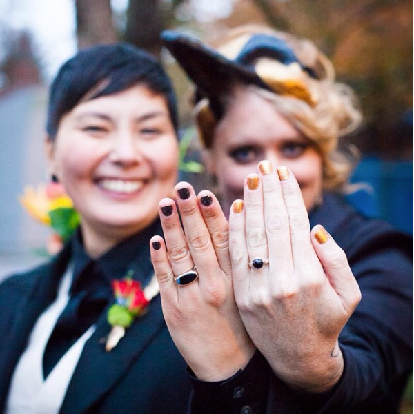 Jenny & Aki’s wedding rings